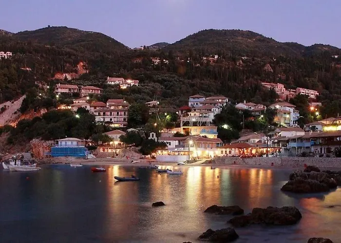 Apartman *elia*/5' From Town & Sea/ Mountain View Fríni